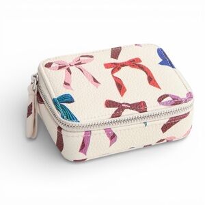 Vera Bradley Faux Leather Essential Pill Case in “Rows Of Bows” NWT